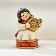 Donna con arpa pezzo Limited Edition Presepe classico rosso Thun Presepe Thun - fuori produzione
