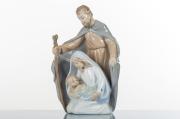 Statuetta sacra famiglia, raffigurazione della nativitÃ  in finisima porcellana decorata Statue e Soprammobili