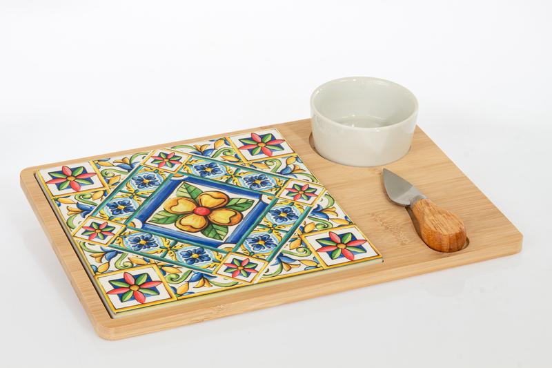 Tagliere da cucina con ciotola e coltello decoro mediterraneo stampato su piastrella Accessori Tavola vari